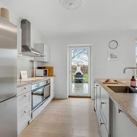 Holiday home Thorward - 1-5km From The Sea By Interhome *